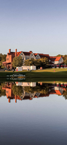 Augusta National iPhone With A House S Reflection Wallpaper