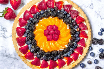 Perfect Fruit Pile Tart Wallpaper
