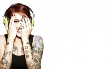 Tattoo Girl Listening Music Wallpaper Boys Girls HD Background