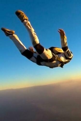 Skydiving Mobile Wallpaper Mobiles Wall