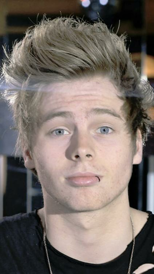 Luke Hemmings Wallpaper