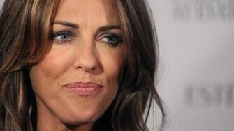 Elizabeth Hurley Actress Grey Eyes Makeup Face Attractive