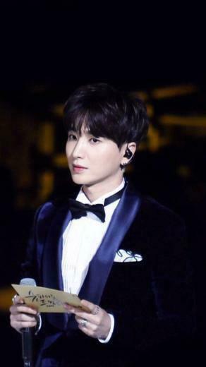 Super Junior Wallpaper Leeteuk