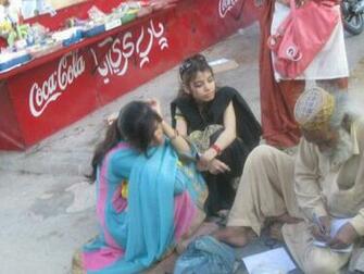 Funny Pictures Of President Asif Ali Zardari And Pakistan People S