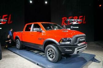 Dodge Ram Rebel Diymid