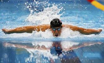 Swimming Wallpaper
