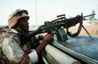 M249 Saw Machine Weapon Gun Military Soldier R Wallpaper