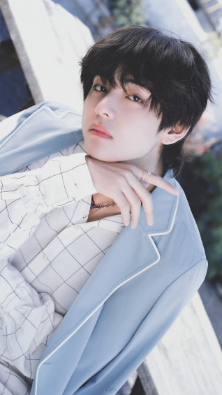 Tae Hyung Wallpaper On