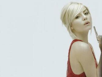 Elisha Cuthbert Wallpaper Actresses