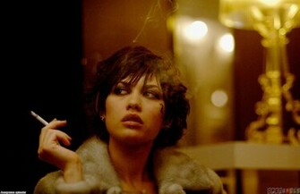 Olga Kurylenko Smoking Wallpaper Open Walls