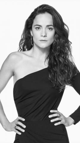 Brazilian Actress Alice Braga Black White 4k Ultra HD