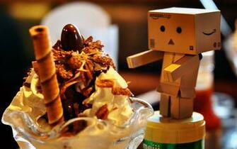 Danbo Ice Cream HD Wallpaper S