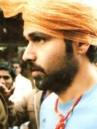 Imran Hashmi In Ajmer Shrine Bollywood Film Stars Hero Actor