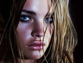 Natalia Vodianova Wallpaper