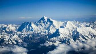 Mount Everest Wallpaper