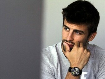 Pique Sexy Lips Gerard Piqu Wallpaper