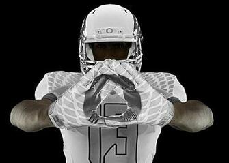 Nike Introduces Oregon Ducks Spring Football Game Uniforms