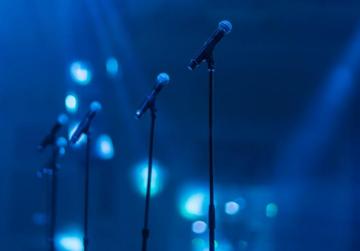 Effectively Use Multiple Worship Background In A Song