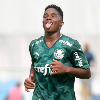 Joia Do Palmeiras Endrick Joga Pela Sele O E Barcelona Envia Olheiro Wallpaper