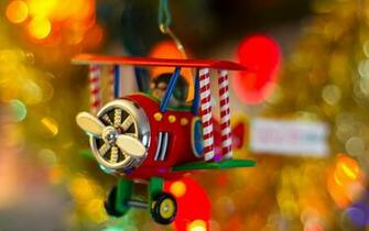 Christmas Toy Plane Computer Desktop Wallpaper