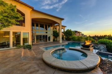 Luxury House Pictures HD Image