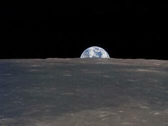 Earthrise Apollo Wallpaper