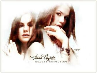 Anna Paquin Wallpaper