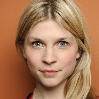 Clemence Poesy Face Computer Wallpaper For Samsung