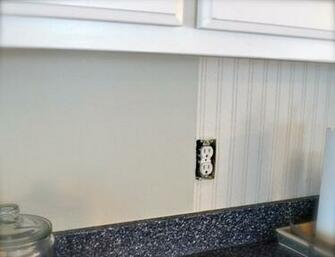 Wallpaper 1way Beadboard Backsplash