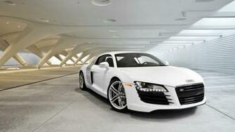 White Audi R8