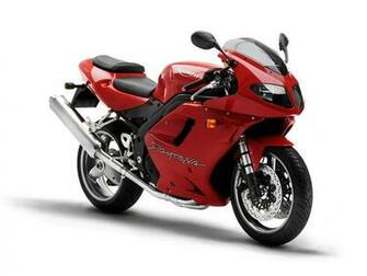 Triumph Daytona Bike Wallpaper