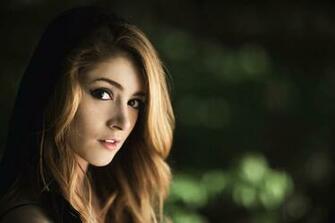 Chrissy Costanza X Wallpaperlayer