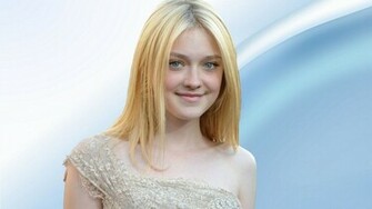 Dakota Fanning Background Wallpaper High Definition Quality