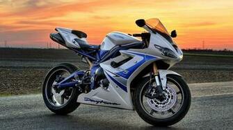 Triumph Daytona Wallpaper HD