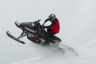 Polaris Rmk Assault Snowmobile Winter Sled Snow Y Wallpaper Background