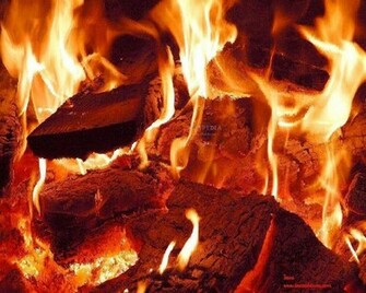 Screensaver The Fire Bright Displays A Burning Fireplace