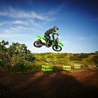 Kawasaki Motocross Racing Jump Wallpaper Screensaver For