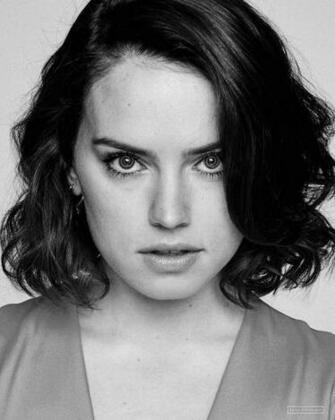 Daisy Ridley HD Wallpaper