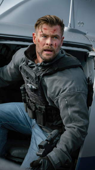 Extraction Chris Hemsworth Movie 4k Wallpaper iPhone HD Phone 2911k