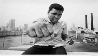Boxer Muhammad Ali Quotes On Wallpaper Image