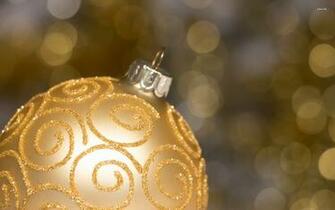 Elegant Golden Bauble Close Up Wallpaper Holiday