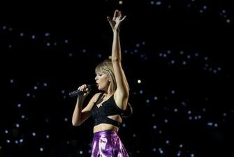 Taylor Swift World Tour In Louisville Gotceleb