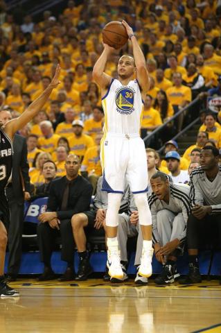 Steph Curry Shooting Wallpaper On