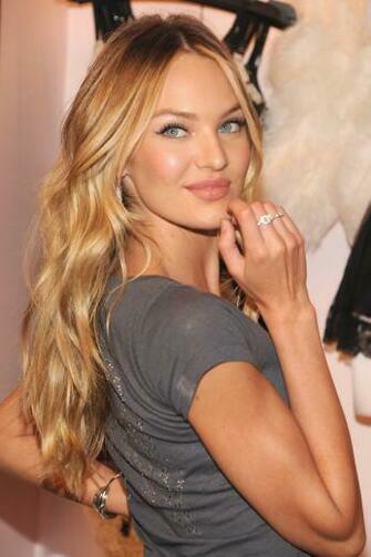 Candice Swanepoel Sexy Shots Of The Supermodel