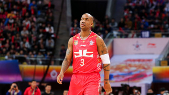 Stephon Marbury Takes A Shot At Michael Jordan And His