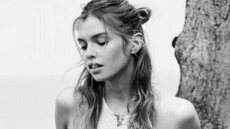 Stella Maxwell Wallpaper X Net