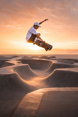 Skater Boy Aesthetic Skating Background Wallpaper