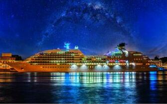 Cruise Ship Wallpaper HD
