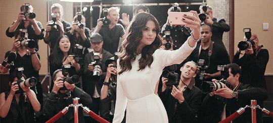 Gif Selena Gomez iPhone 6s Favim