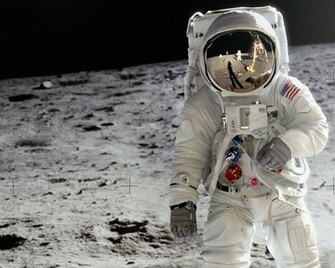 Sci Fi Astronaut Wallpaper